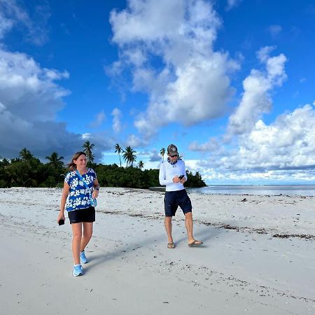 ホテル Island Guest Maamendhoo エクステリア 写真