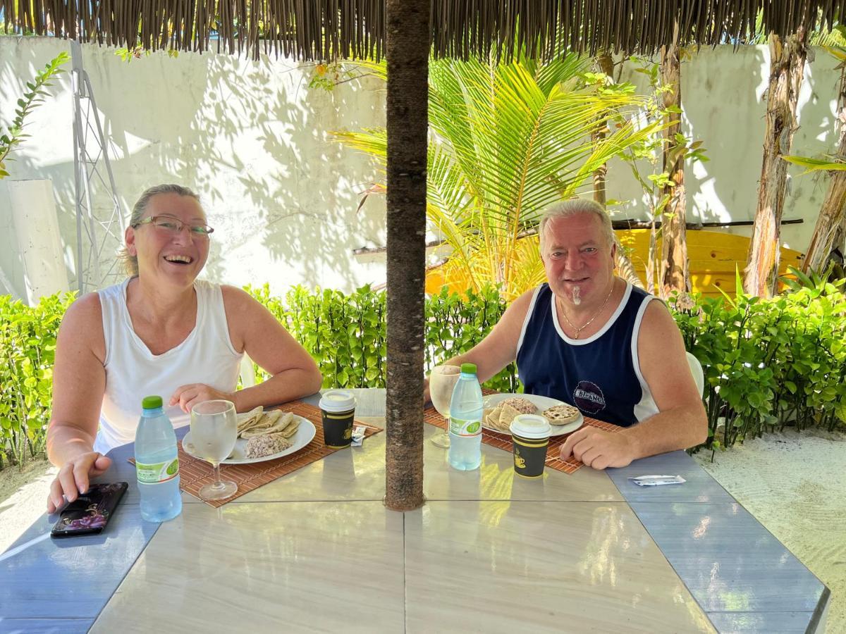 ホテル Island Guest Maamendhoo エクステリア 写真