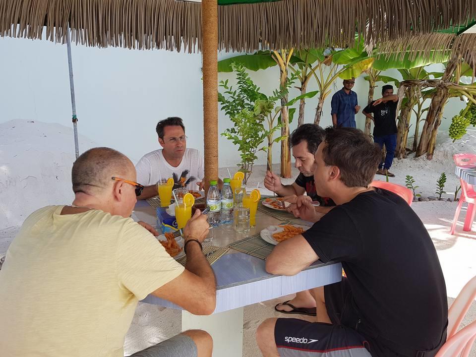 ホテル Island Guest Maamendhoo エクステリア 写真
