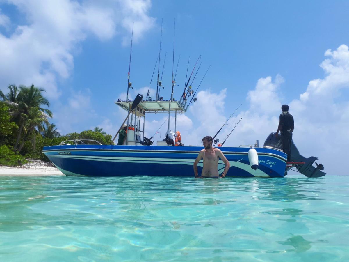 ホテル Island Guest Maamendhoo エクステリア 写真