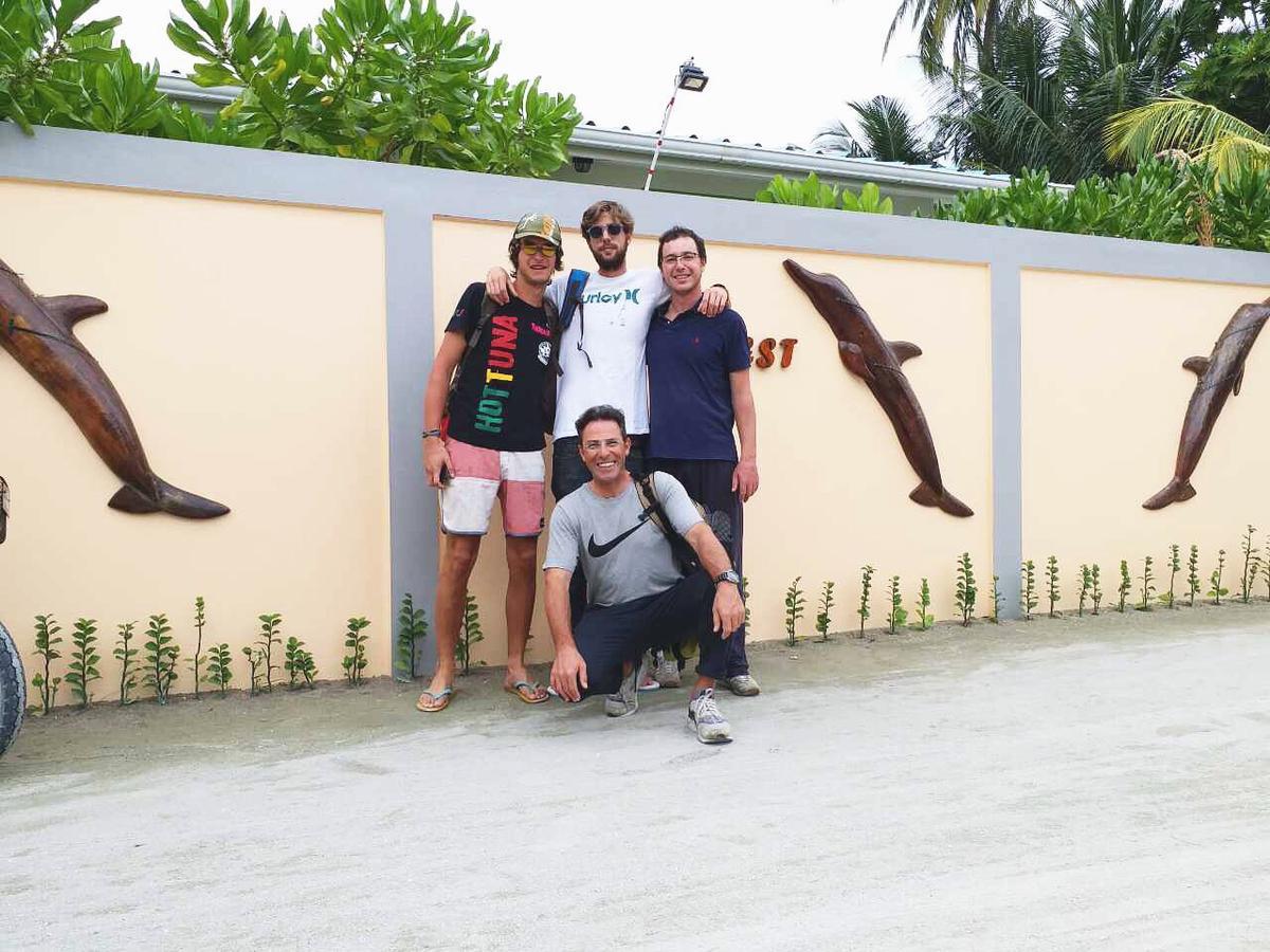 ホテル Island Guest Maamendhoo エクステリア 写真